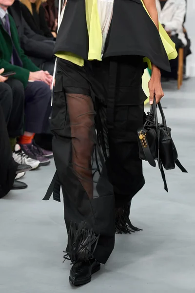 Look 23